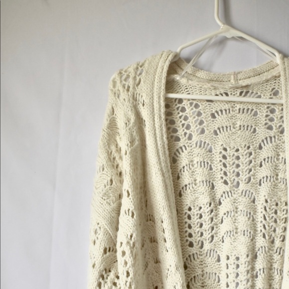 snow white light tined Cardigan - Picture 2 of 8